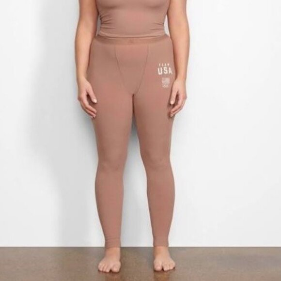 SKIMS Soft Lounge Rib Leggings Team USA Sienna Small‎ - Picture 4 of 12